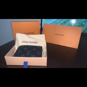 Louis Vuitton Men’s Wallet: Eclipse Monogram
